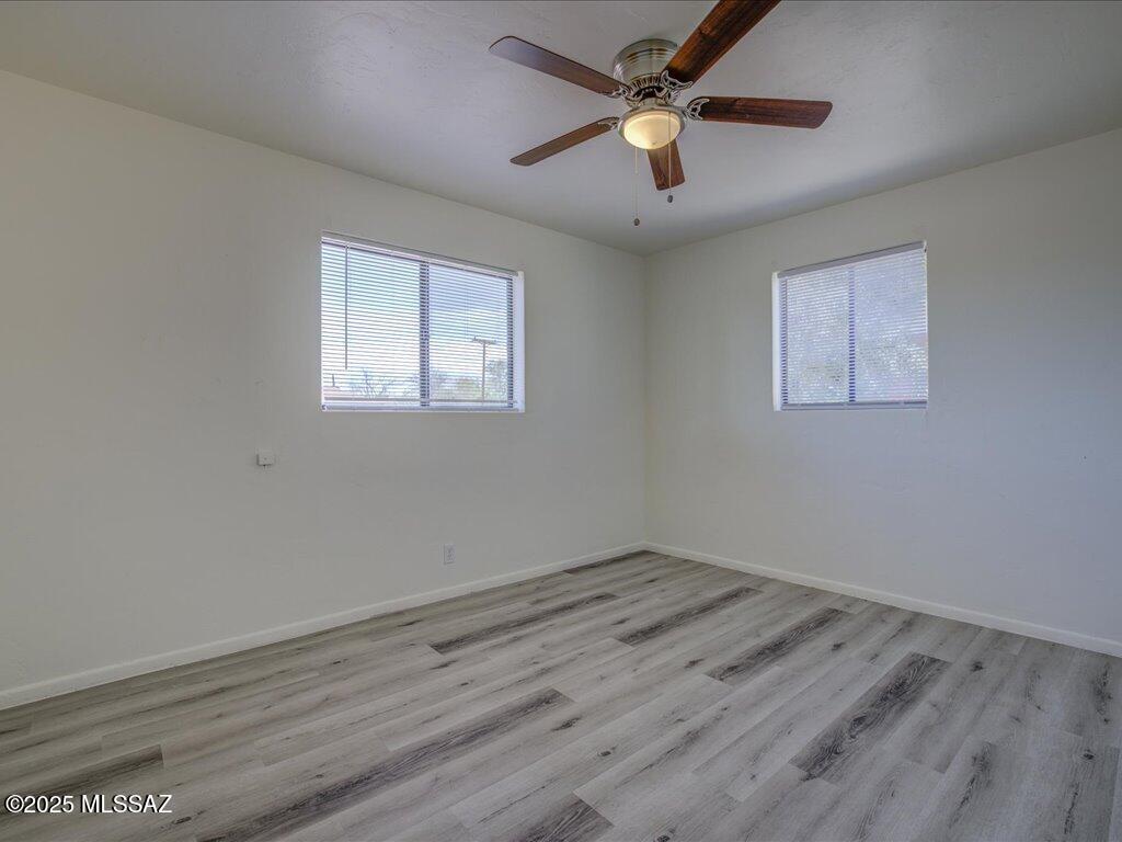 Listing images