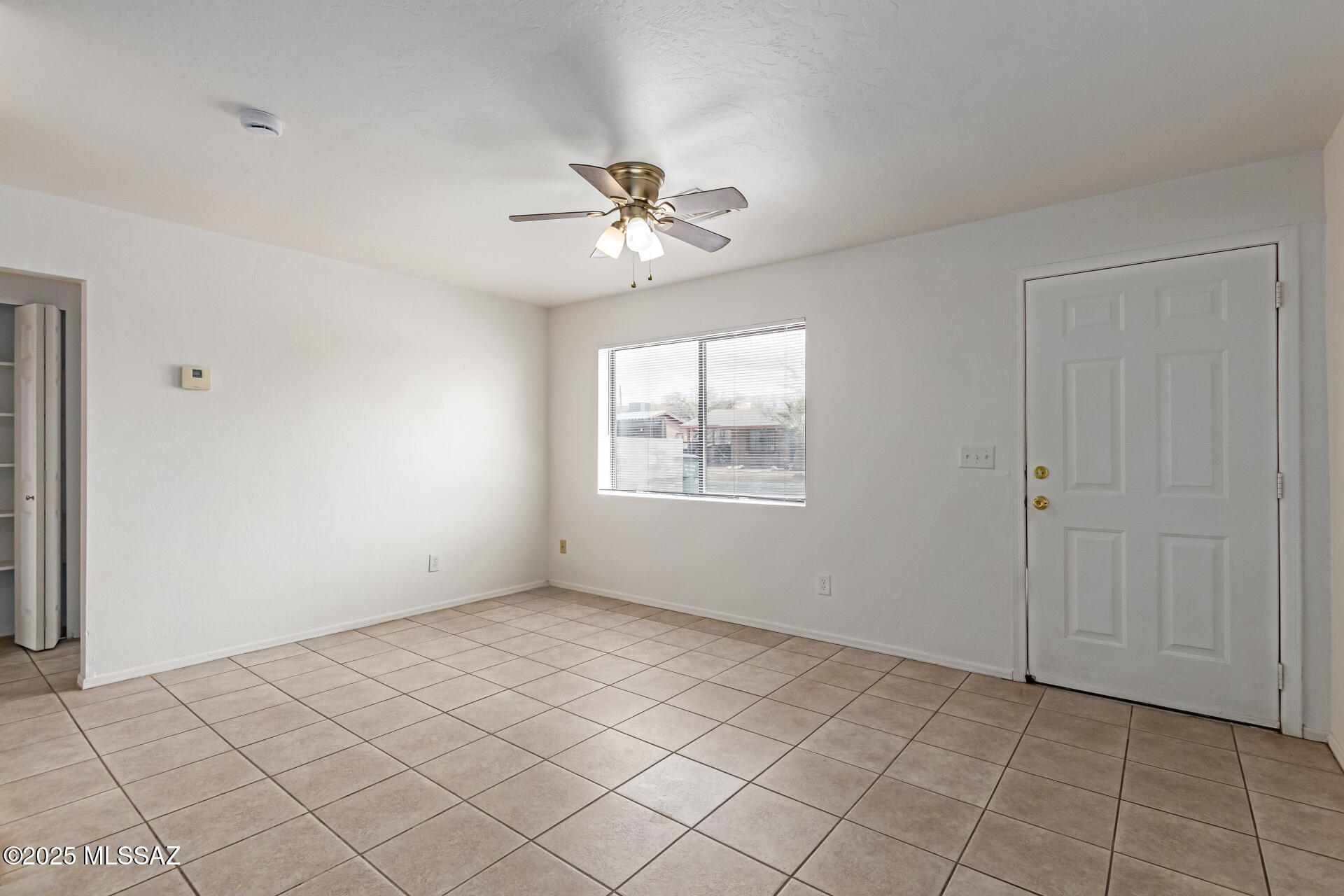 Listing images