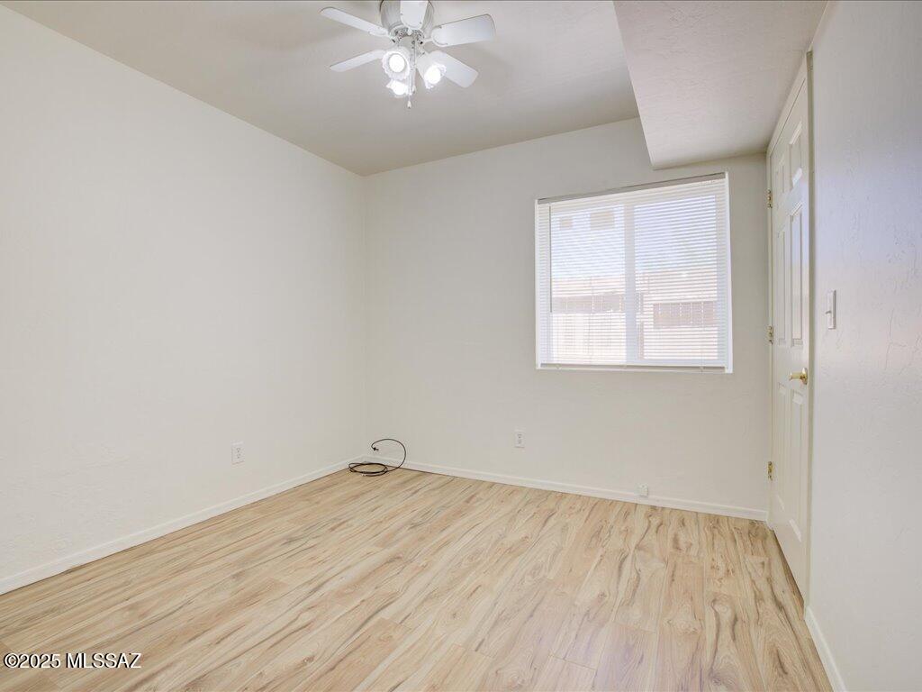 Listing images