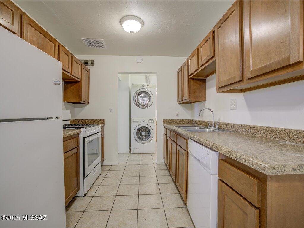 Listing images