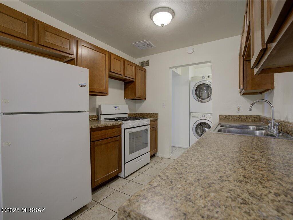 Listing images