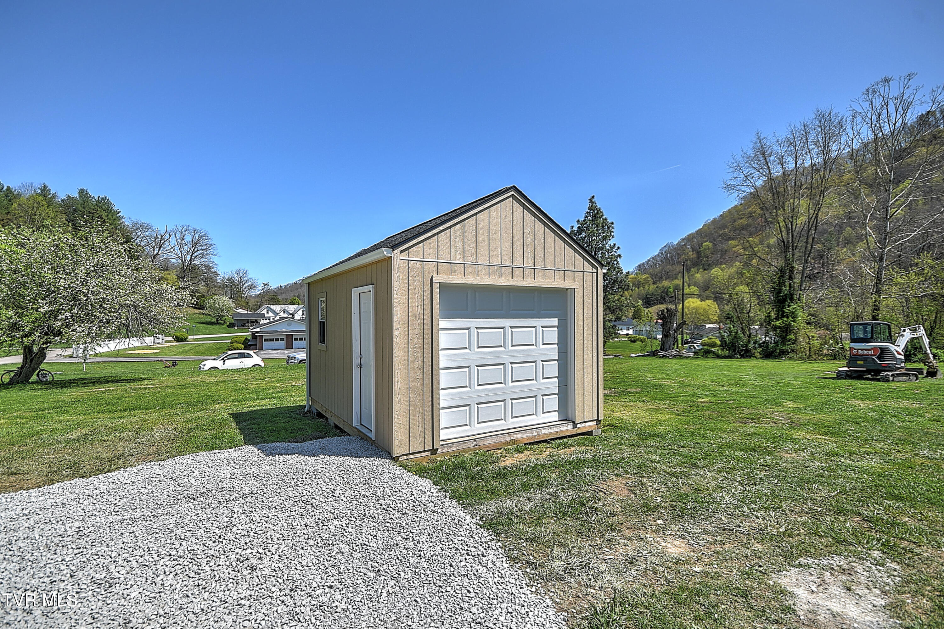 Listing images